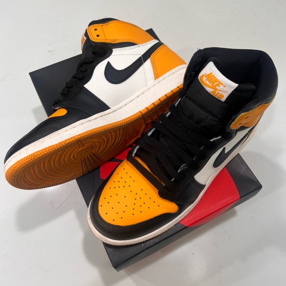 Youth Air Jordans size 7 - Picture 3 of 4